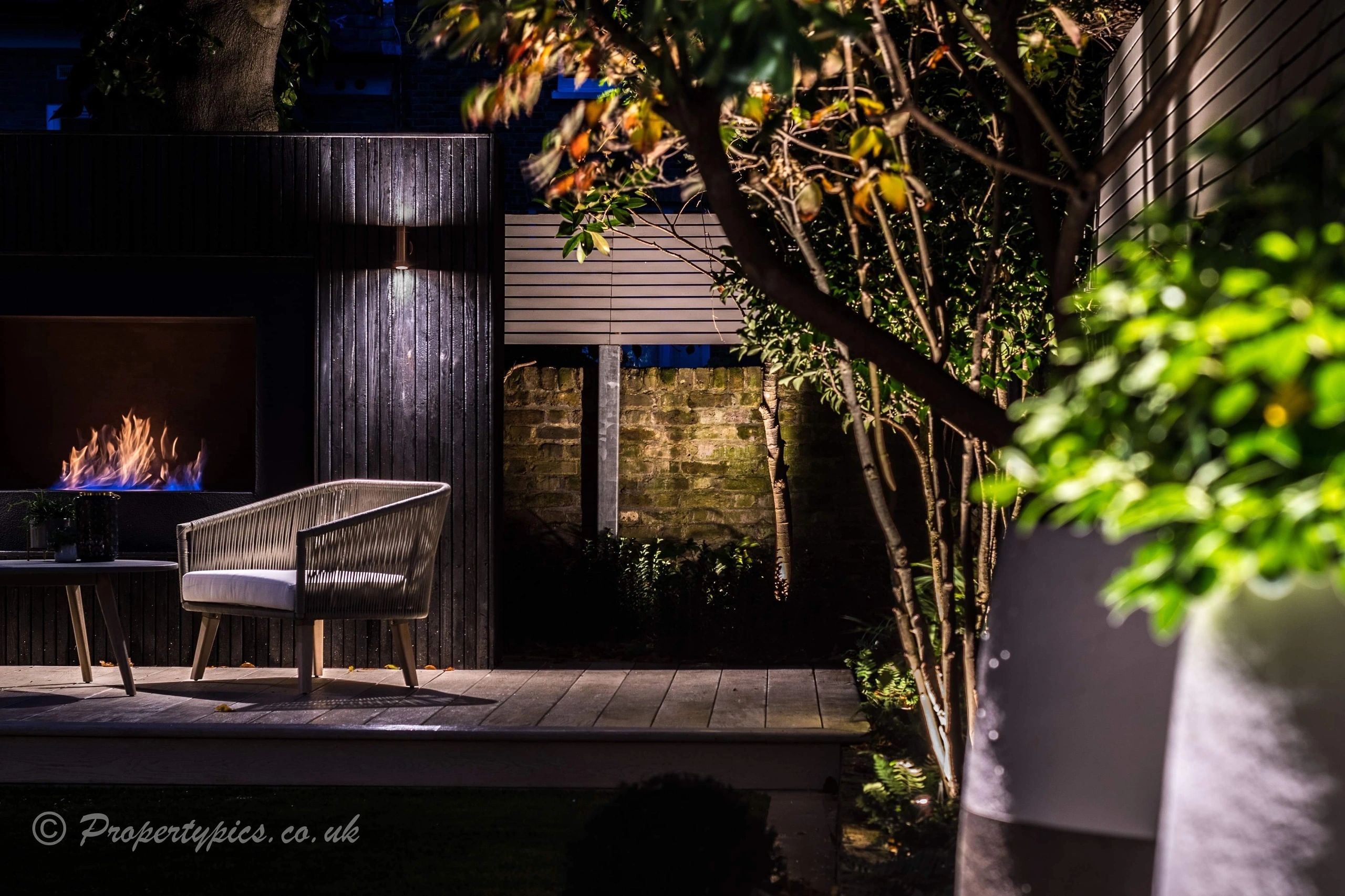 Beautiful garden design by Lifestyle Gardens, Poole